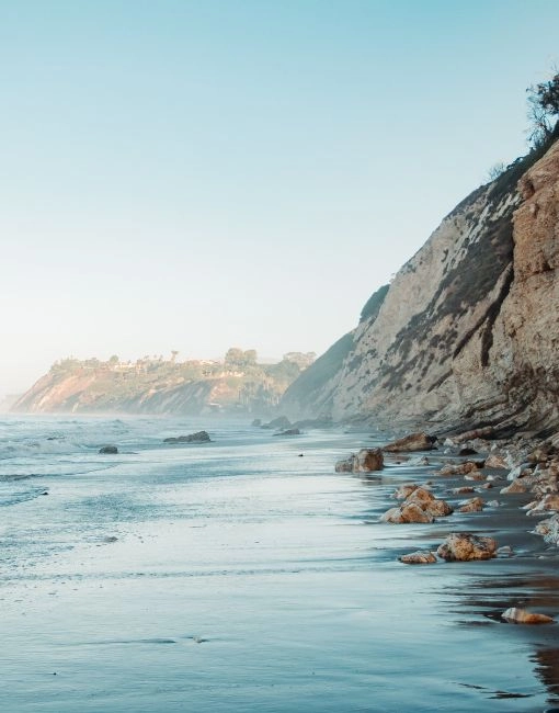 https://vabeau.crea8ivedev.com/wp-content/uploads/2026/05/Santa-Barbara-shoreline.webp
