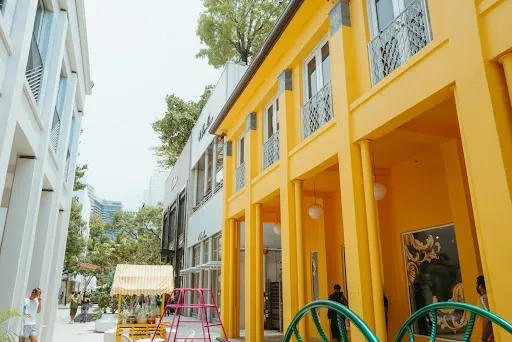 https://vabeau.crea8ivedev.com/wp-content/uploads/2026/05/imgi_24_Miami-Design-District.webp