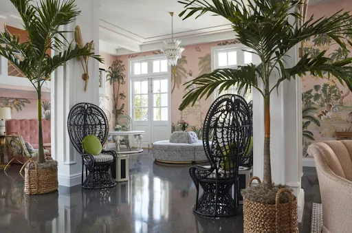 https://vabeau.crea8ivedev.com/wp-content/uploads/2026/05/imgi_8_Courtesy-of-The-Colony-Hotel-Palm-Beach.webp