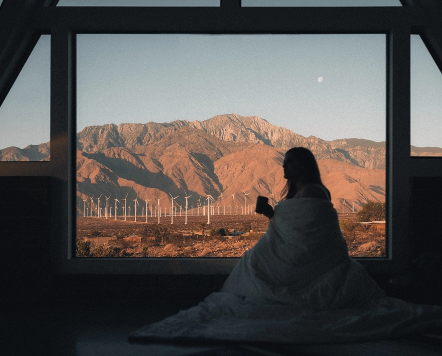 https://vabeau.crea8ivedev.com/wp-content/uploads/2026/05/sunset-image.webp