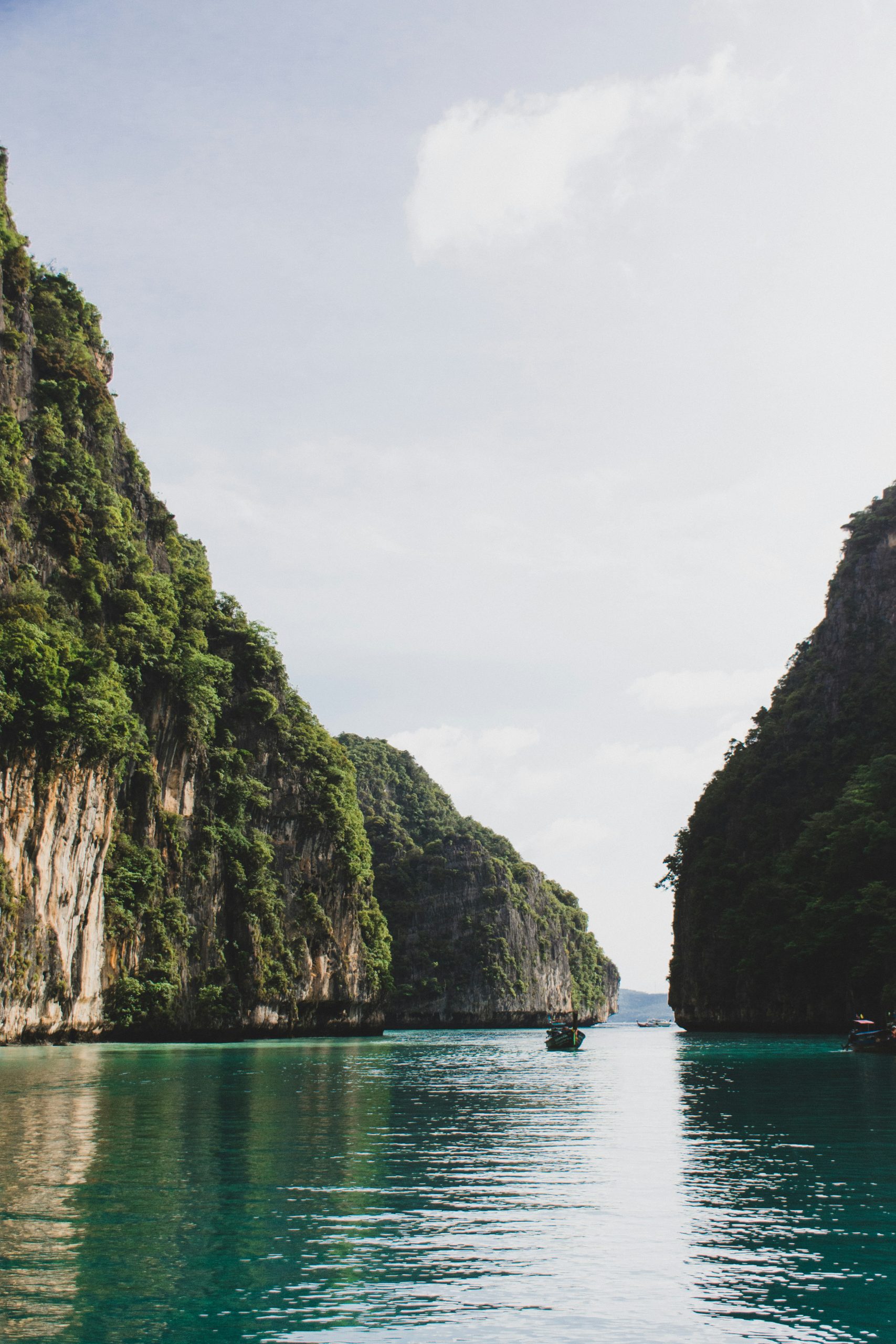 https://vabeau.crea8ivedev.com/wp-content/uploads/2026/05/zachary-tan-fKj7AtX9sYY-unsplash-scaled.jpg