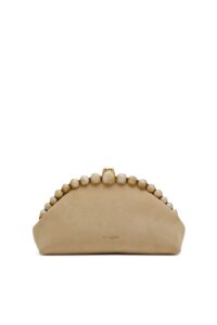 Una Clutch, Sand